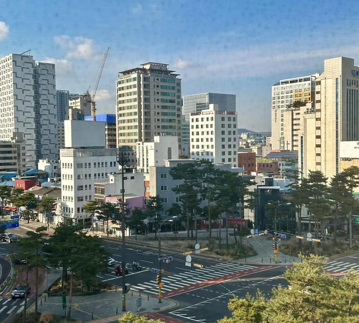 Excellent Location, Comfortable, Dyson Airwrap Seoul