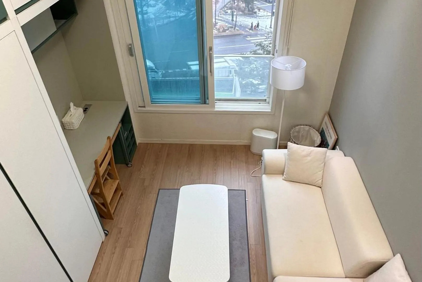 Excellent Location, Comfortable, Dyson Airwrap Seoul 0*,  South Korea